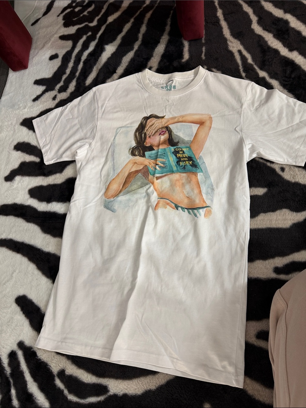 Women's White Acotar t-shirt